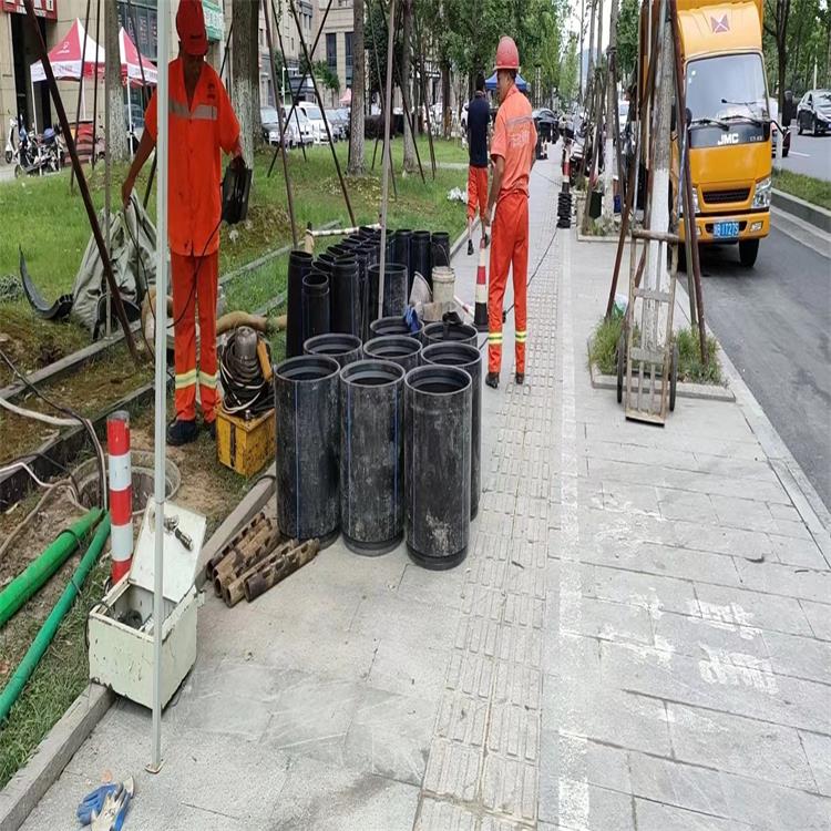 天河管道短管置换修复