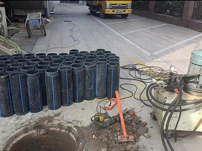 天河PE置换管厂家 DN315置换管 非开挖管短管置换